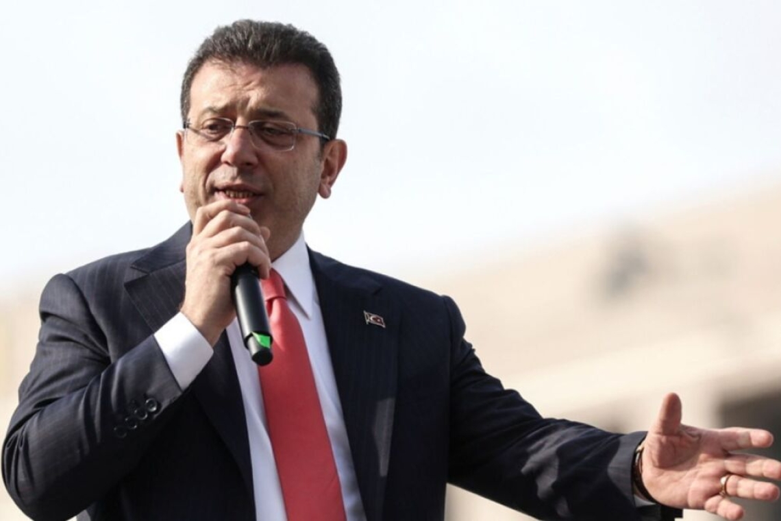 https://img.cnngreece.gr/img/1290/max/80/2025/03/23/EKREM-IMAMOGLU-KORONOIOS.jpg?t=_N43I9wNbuybtCnVelbDqw