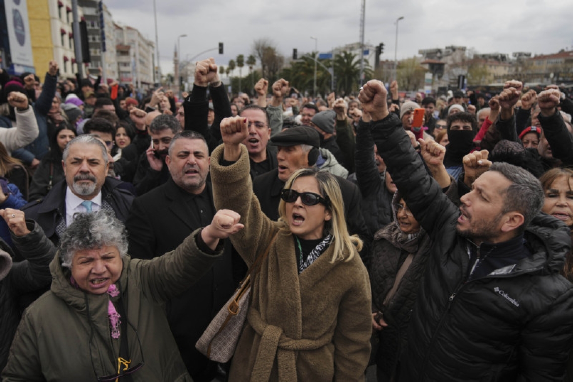 https://www.enikos.gr/wp-content/uploads/2025/03/IMAMOGLOU_2-1.jpg