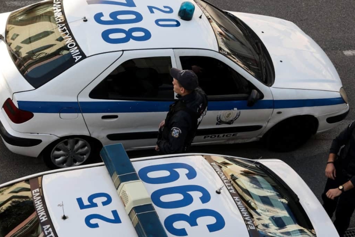 https://www.iefimerida.gr/sites/default/files/styles/medium_article_image/public/2025-01/peripoliko-dromos.jpg?itok=Nq1l1dKi