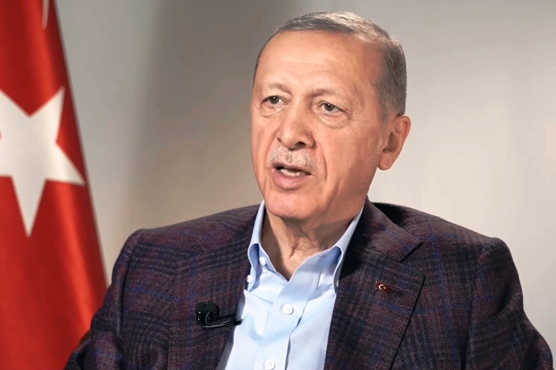 https://img.cnngreece.gr/img/1290/max/80/2025/05/03/8a8e6ea9-AP24202396957888.jpg?t=_B0R_hJp_ytxYWP24IAxWg