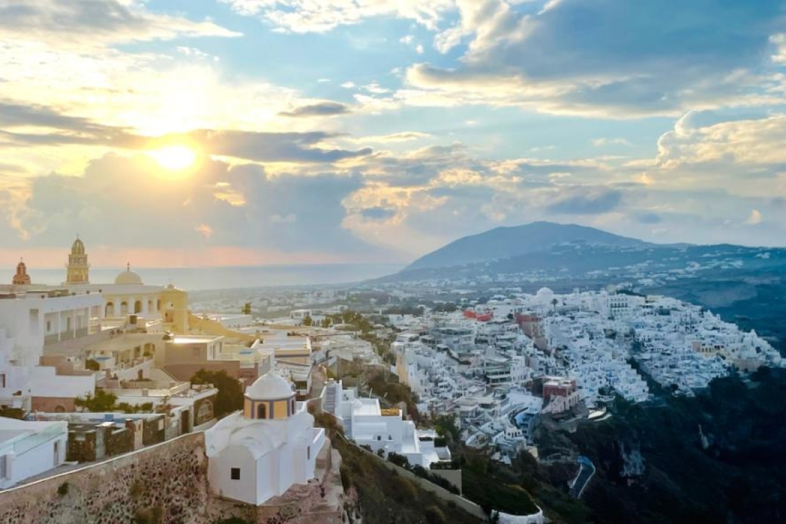 https://www.newsit.gr/wp-content/uploads/2025/05/santorini-1200x630.jpg
