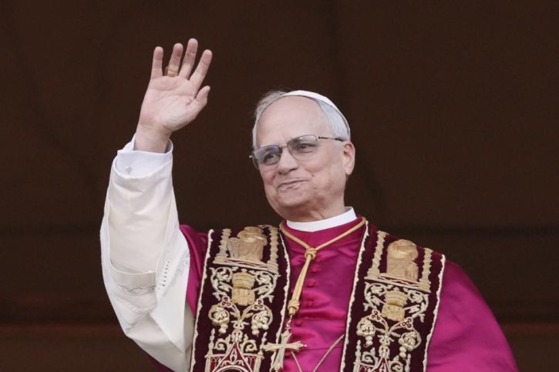 https://www.iefimerida.gr/sites/default/files/styles/medium_article_image/public/2025-05/papas-profil.jpg?itok=ajHJ79uw