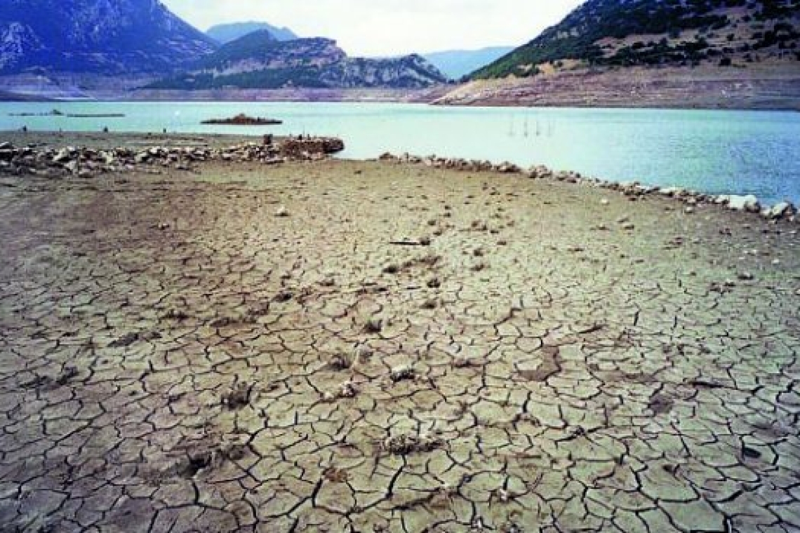 https://www.iefimerida.gr/sites/default/files/styles/medium_article_image/public/2025-05/mornos-leipsidria-ena_0.jpg?itok=4Jam2Nra