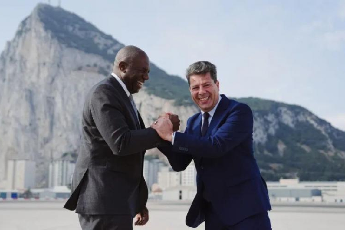 https://www.parapolitika.gr/images/640x360/jpg/files/2025-06-12/gibraltar-ispania-bratania-symfvwnia.jpg
