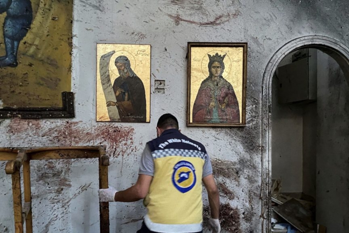 https://www.zougla.gr/Uploads/2025/06/23/siria33rffggg.jpg