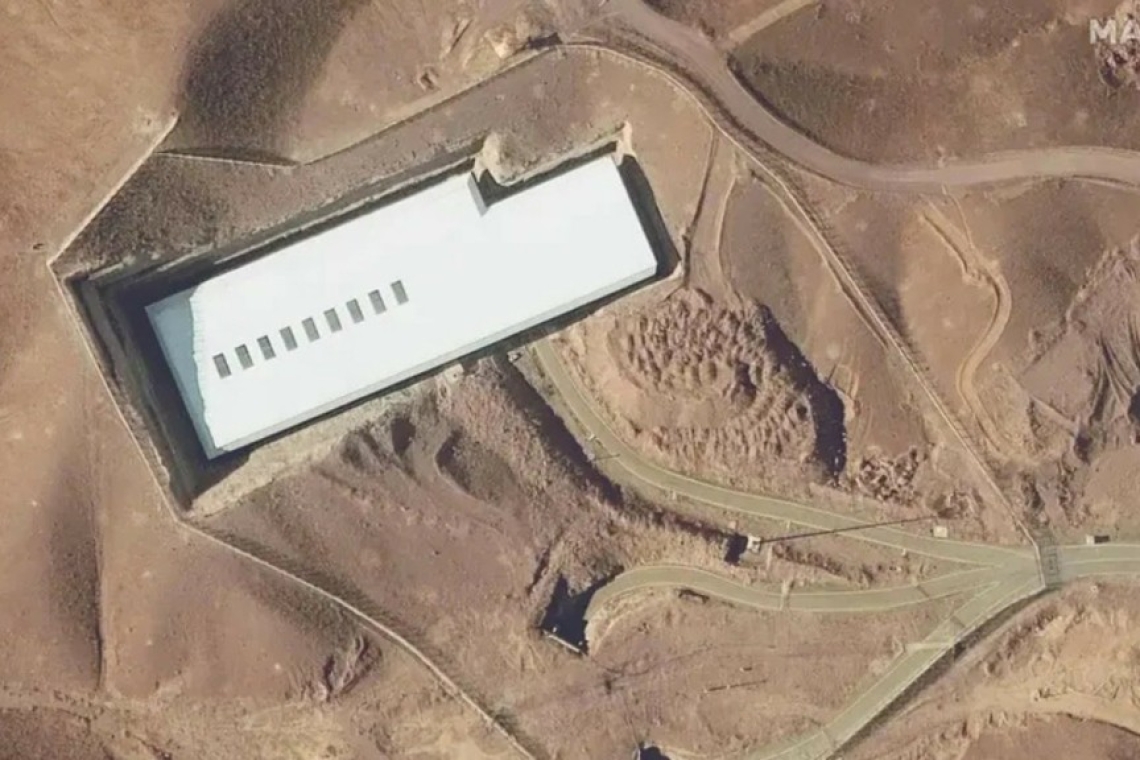 https://www.parapolitika.gr/images/640x360/1/png/files/2025-06-22/iran-purhnika-plhgmata.png