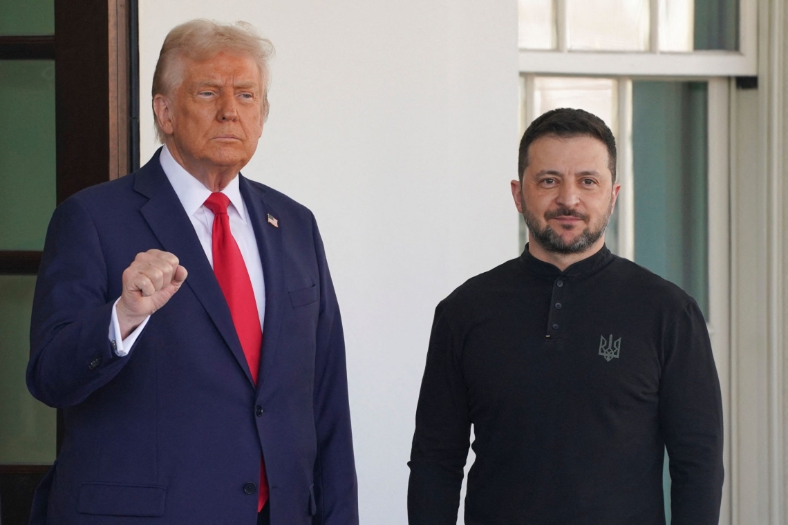 https://www.parapolitika.gr/images/640x360/jpg/files/2025-07-18/trump-melania-oukrania.jpg