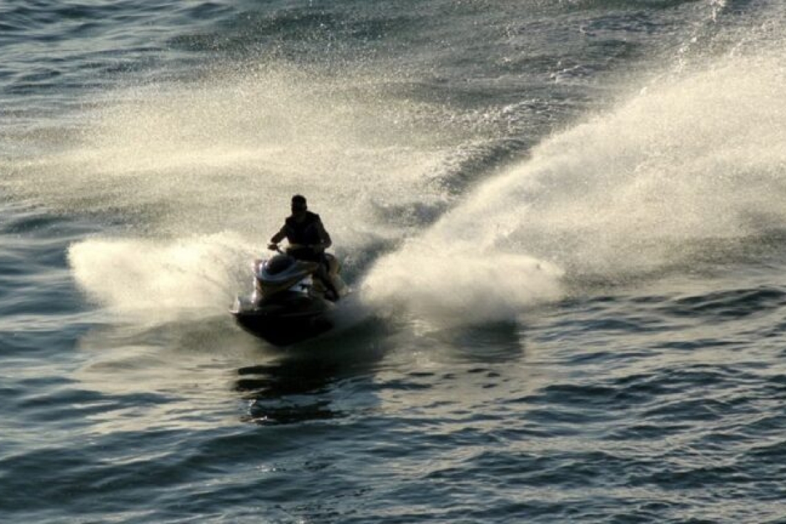 https://img.bbmd.gr/img/1260/max/90/2025/09/02/5bac8268-jet-ski-atixima.jpg?t=vm8OzPMMWrWIT2pdKVaMbw
