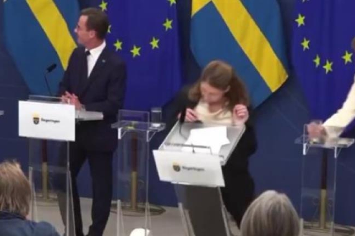 https://www.enikos.gr/wp-content/uploads/2025/09/Lann-collapses.jpg