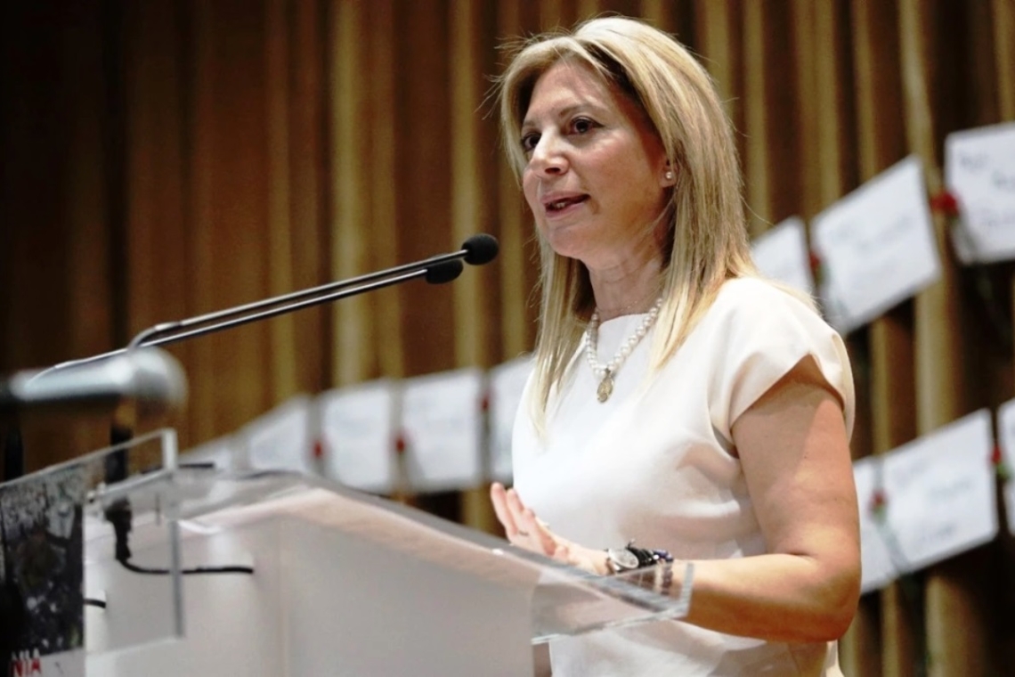 https://www.parapolitika.gr/images/640x360/jpg/files/2025-09-20/maria-karustianou-neo-komma.jpg