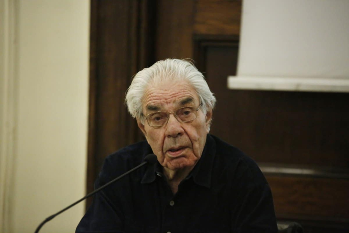 https://img.cnngreece.gr/img/1290/max/80/2025/10/05/4362347.jpg?t=HYK28cyKK5P8aMR4hxm-dg