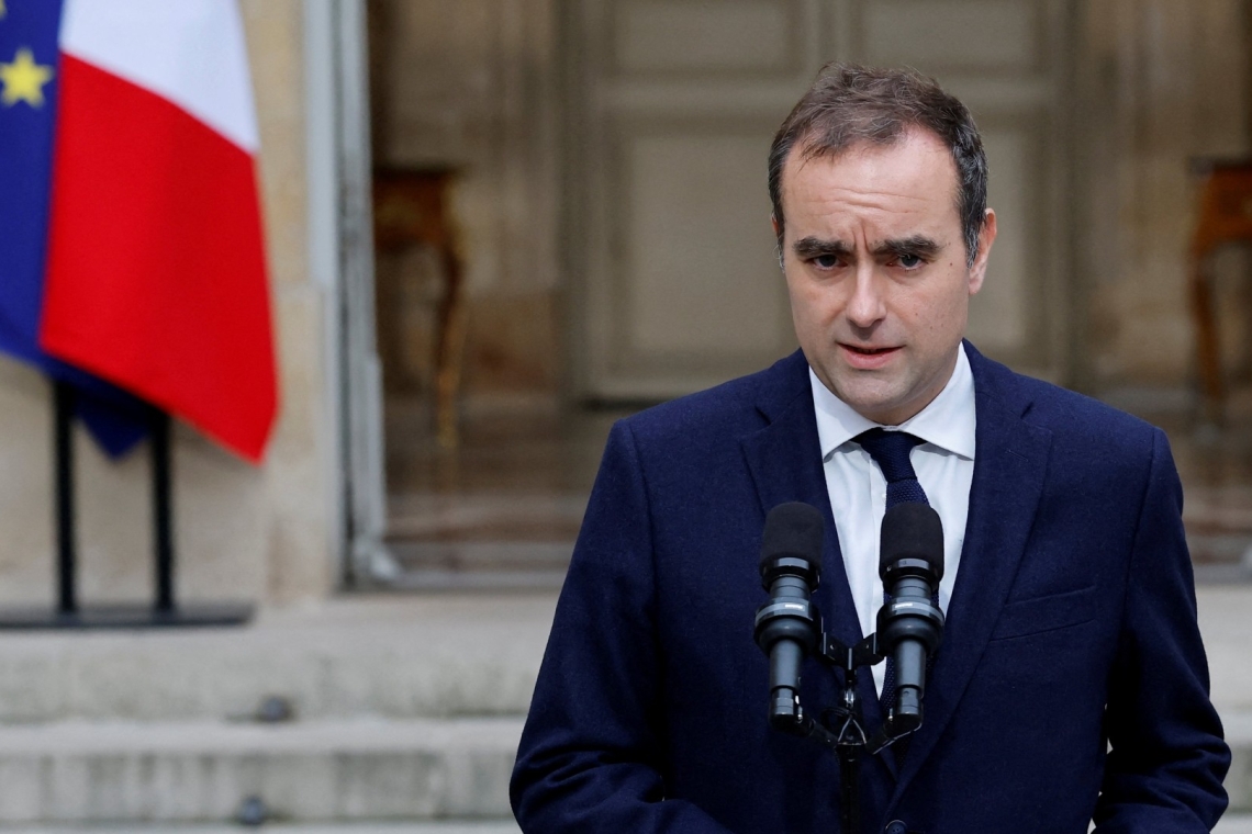 https://www.newsit.gr/wp-content/uploads/2025/10/lecornu-1-1-1200x630.jpg
