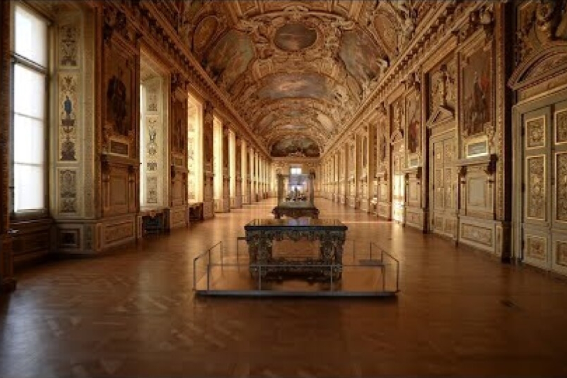 https://www.in.gr/wp-content/uploads/2025/10/2025-10-19T161952Z_400991512_RC22FHASYUW0_RTRMADP_5_FRANCE-CRIME-LOUVRE-620x350.jpg