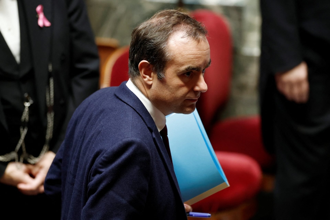 https://www.enikos.gr/wp-content/uploads/2025/04/lecornou.jpg