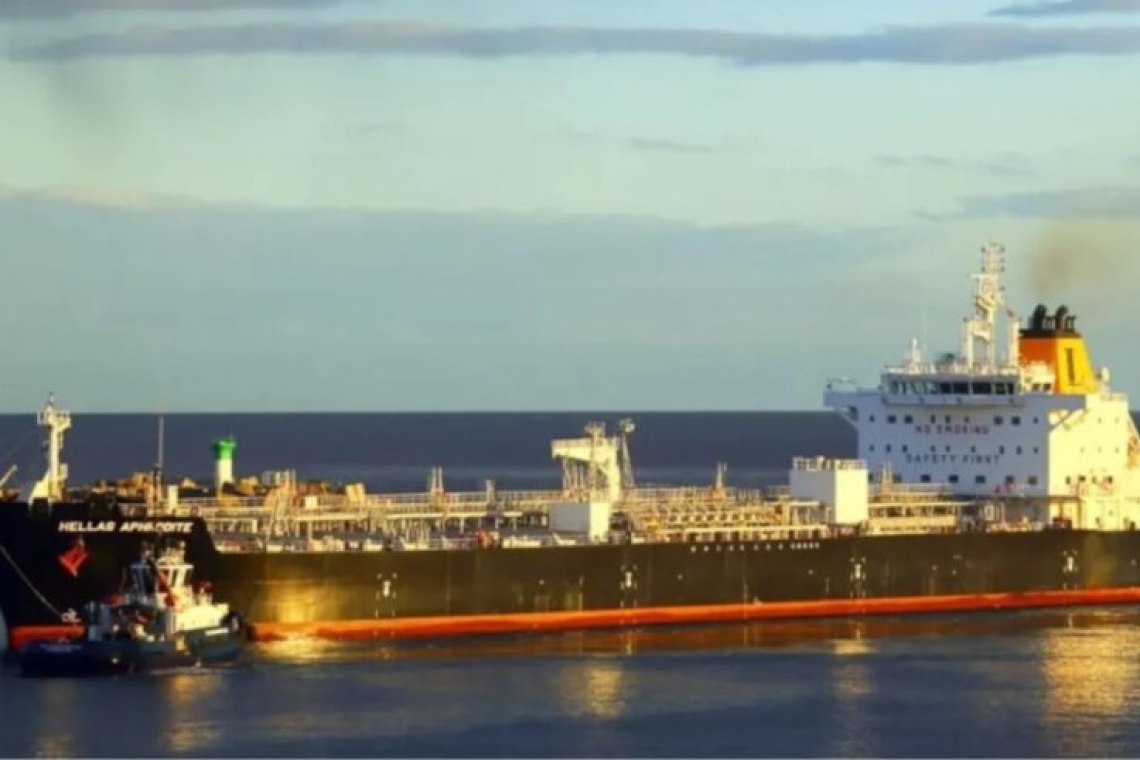 https://www.newsit.gr/wp-content/uploads/2025/11/tanker-r-1200x630.jpg