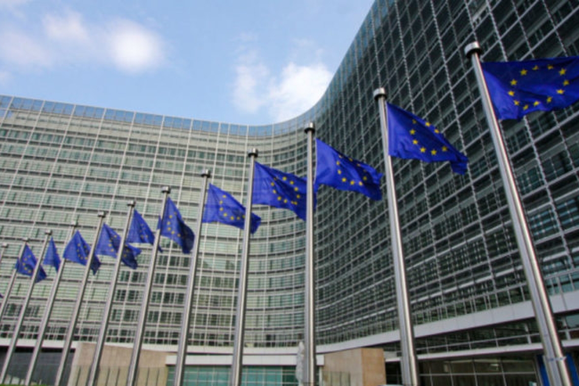 https://www.enikos.gr/wp-content/uploads/2025/12/1599755809-european-commissionweb.jpg