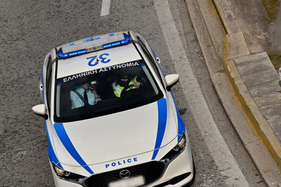https://www.parapolitika.gr/images/640x360/jpg/files/2025-12-06/peripoliko-katadioxi-autokinito-ano-liosia.jpg