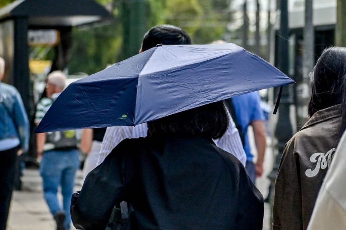 Καιρός: Ασθενείς βροχές σε Κρήτη και Πελοπόννησο