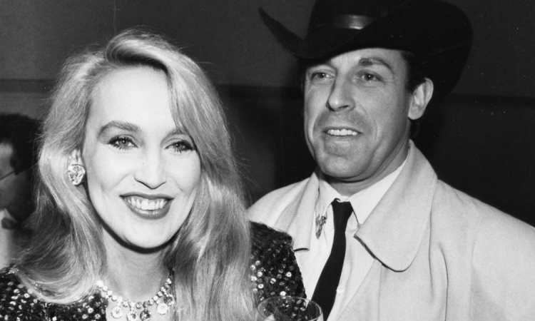 Αποχαιρετισμός στον θρυλικό σχεδιαστή μόδας Antony Price