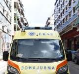 Μαχαιρώματα στην Αχαρνών με δύο τραυματίες