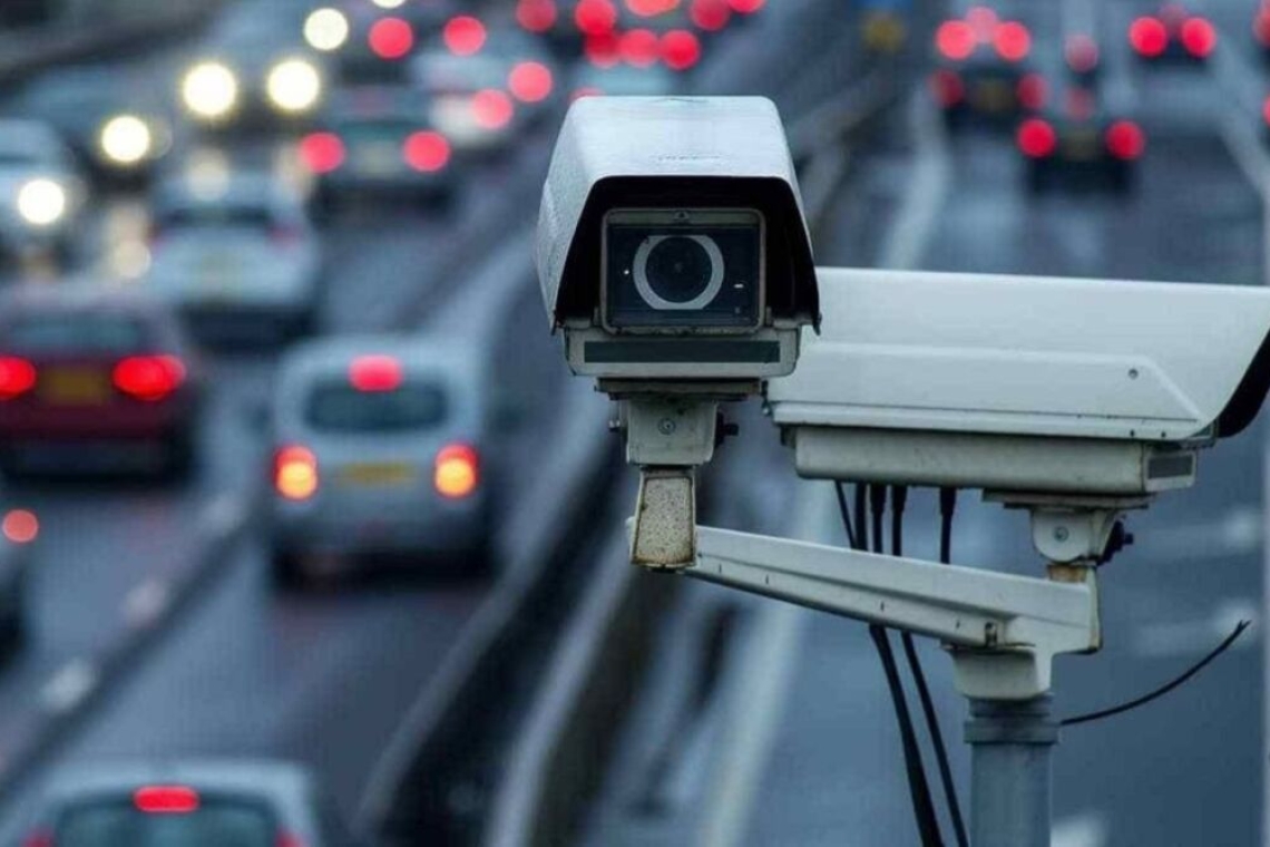 https://www.in.gr/wp-content/uploads/2026/01/CCTV_closed_circuit_television_Security_cameras_surveillance-951639.jpgd_-620x350.jpg
