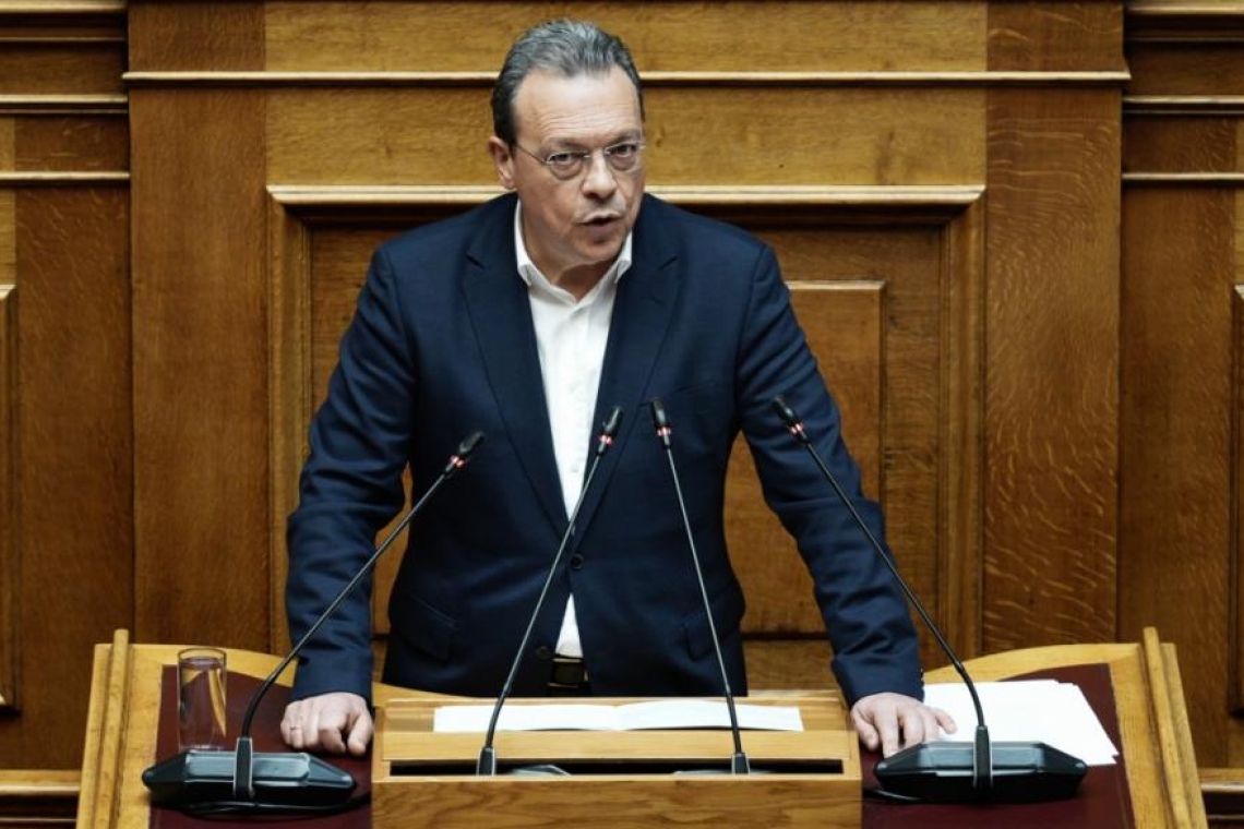 https://www.real.gr/wp-content/uploads/2025/04/famellos.jpg